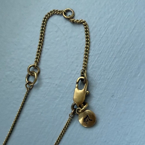 Madewell Gold Arrow Bar Necklace - Picture 3 of 3